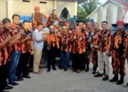 MPC Pemuda Pancasila Kabupaten Pelalawan Menyerahkan Bantuan Semen 50 Sak di Mesjid Assalam Kerinci Kota