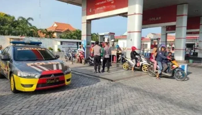 Pasca Kenaikan Harga BBM, Polres Probolinggo Kota Pertebal Pengamanan di SPBU