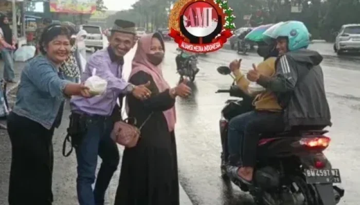 Meski Ditunda, DPP AMI Tetap Taja Giat Berbagi Kasih dan Rezeky Ta’jil pada Masyarakat Pekanbaru
