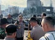 Kapolres Meranti Beserta Rombongan Tinjau Langsung Kebakaran di Desa Bandul