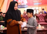 Bupati Kasmarni Safari Bersama Anak Yatim dan Kaum Dhuafa