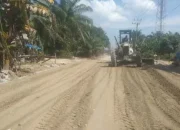 Pemprov Riau Rampungkan Perbaikan Jalan di Rohil dan Dumai Menyambut Lebaran