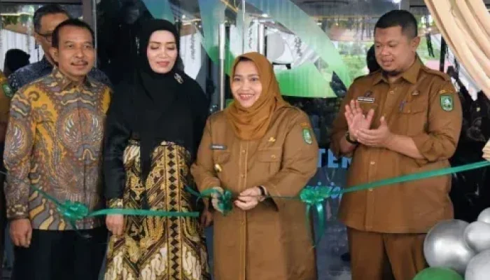Bupati Bengkalis Resmikan Klinik Utama Duri Eye Center