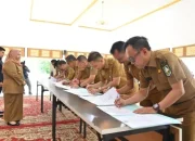 Serahkan DPA-SKPD TA 2025 serta Saksikan Penandatangan PK dan PI, Ini Pesan Tegas Bupati Kasmarni