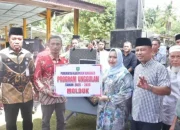 Layanan Administrasi Kependudukan Semakin Mudah, Bupati Kasmarni Serahkan Perangkat MOLDUK Portable 