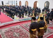 Bupati Hadiri Pengukuhan dan Pelantikan MKA dan DPH LAMR Kabupaten Bengkalis