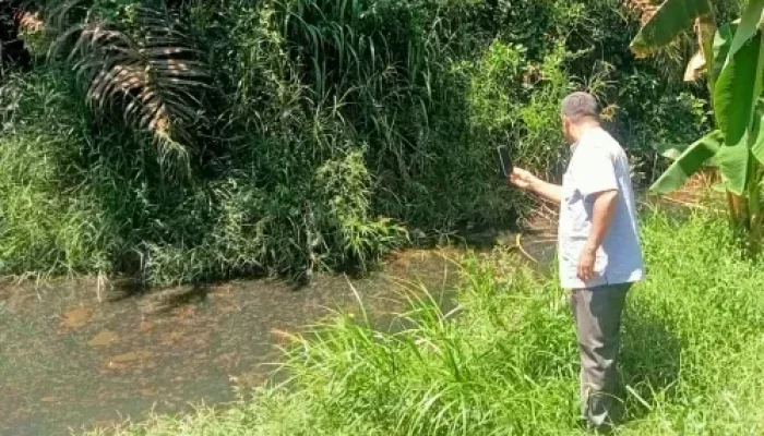 Jeritan dari Sungai Bawah: Limbah PKS Diduga Biang Kerusakan, Warga Tuntut Keadilan