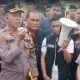 Massa Geruduk Polda Riau, Tuntut Penetapan Hondro sebagai Tersangka