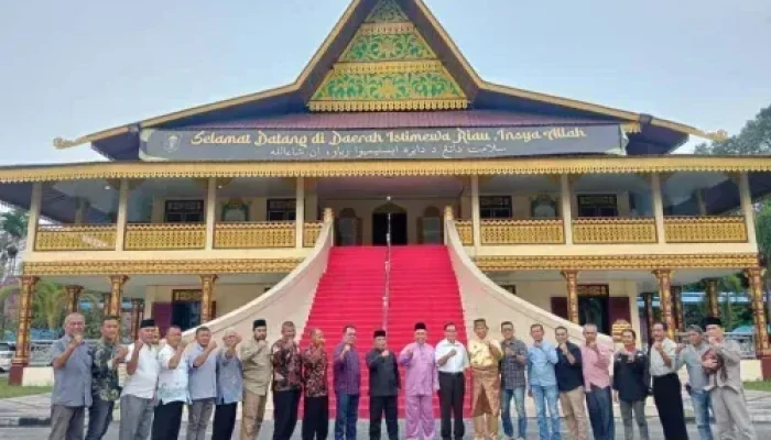 LAMR Dukung FPAN Sampaikan Keluhan Warga Soal Jalan Rusak Inhu-Kuansing