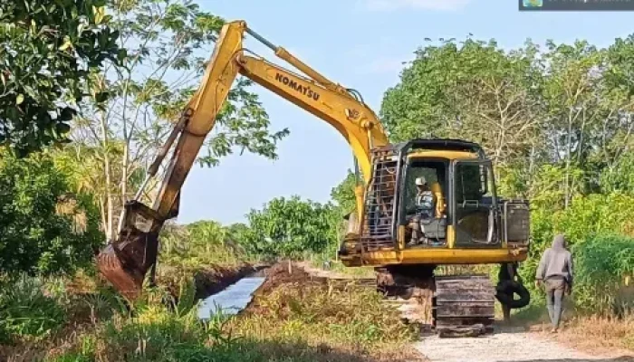 Dibalik Lumpur Normalisasi PUPR: Dugaan Solar Subsidi untuk Alat Berat, Jawaban PPTK Bikin Geleng Kepala