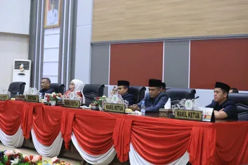 DPRD Rohul Sahkan APBD-P 2025 Rp 2,05 Triliun: Fokus Percepatan Pembangunan dan Pelayanan Publik