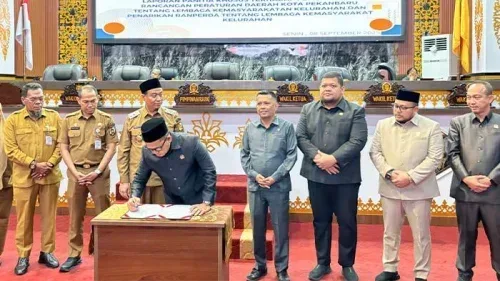 DPRD Pekanbaru Baru Sahkan 5 Perda di 2025, Terkendala Defisit Anggaran