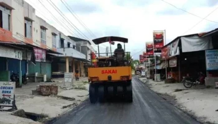 Jalan Rusak Dikebut, Pemko Pekanbaru Lampaui Target Pengaspalan