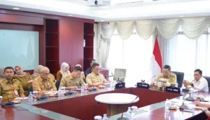 Pemprov Riau dan DPRD Sepakati Enam Strategi Kunci Pendapatan Daerah