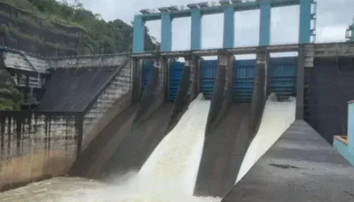 TMA Naik Tajam, PLTA Koto Panjang Buka Spillway, Warga Hilir Waspada