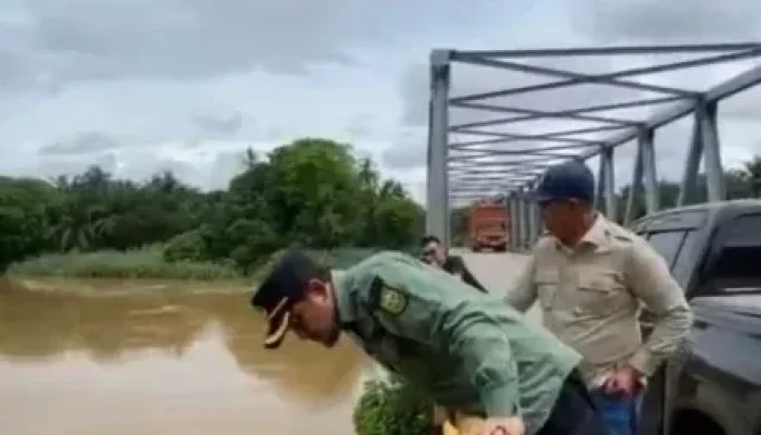 Banjir Rendam Jalan Provinsi Sontang-Duri, Pemprov Riau Siapkan Penanganan Darurat