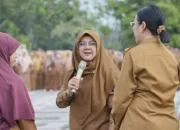 Bupati Siak Beri Kejutan Ulang Tahun untuk ASN Teladan