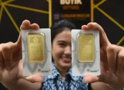 Harga Emas Antam Naik Tipis, Sentuh Rp2,57 Juta per Gram