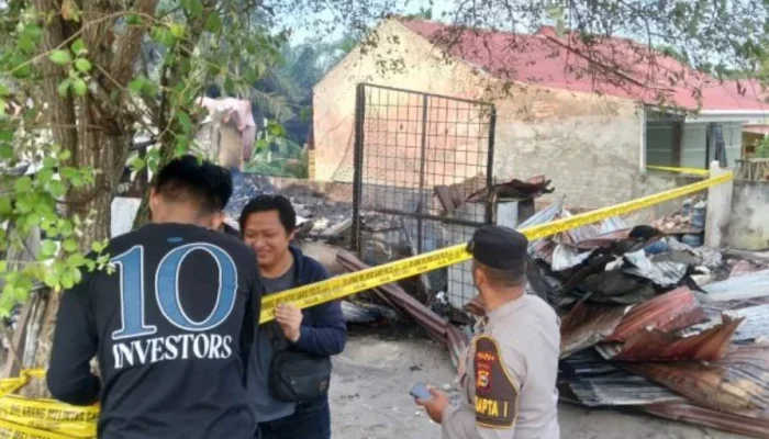 Rumah Warga di Dayun Siak Hangus Terbakar, Diduga Akibat Korsleting Listrik