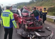 Diduga Micro-Sleep, Kecelakaan Maut Terjadi di Tol Pekanbaru-Dumai