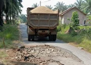 Tambang Pasir Ilegal Lampung Tengah Aktif Lagi, Jalan Pringsewu Rusak Berat