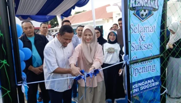 Pemko Pekanbaru Resmikan Lapangan Mini Soccer Gratis