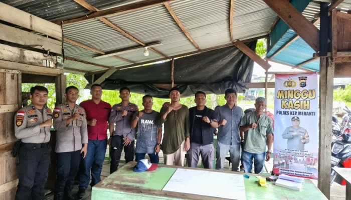 Minggu Kasih Jadi Jembatan Polres Meranti dan Buruh Pelabuhan Jaga Kamtibmas