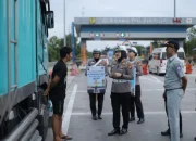 Satlantas Polres Bengkalis Kampanyekan Keselamatan Terpadu di Exit Tol Pinggir