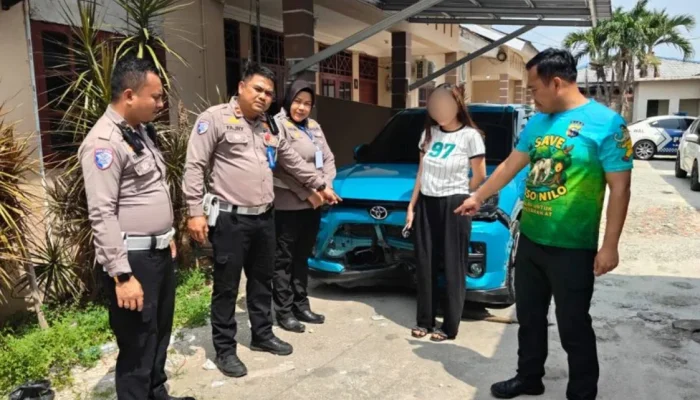 Tabrak Petugas Marka Jalan hingga Tewas, Pengemudi Kabur karena Video Call
