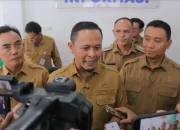 Reklame Ilegal Semrawut, 198 Tiang Billboard di Pekanbaru Dipotong Pemko