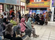 Bayar Pajak Kendaraan di Samsat Kubang, Wajib Pajak Dapat Cek Kesehatan Gratis