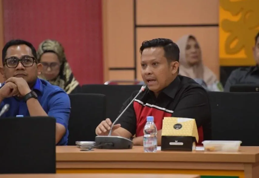 Jalan Rusak & Minim Lampu di Siak, Androy Wilayah Penghasil Minyak Jangan Dibiarkan Gelap