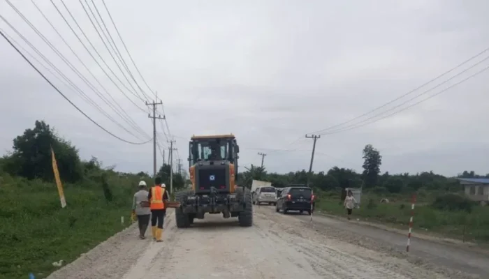 Jalintim Pelalawan Rawan Banjir, BPJN Riau Kebut Peninggian Jalan hingga 2027