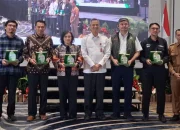 Kementerian Kehutanan Dorong Riau Jadi Percontohan Nasional Pengelolaan Hutan Rendah Emisi