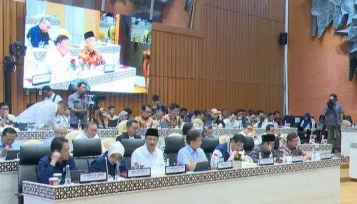 Layanan PBI JKN Dipastikan Aman, DPR-Pemerintah Beri Waktu Pemutakhiran Data