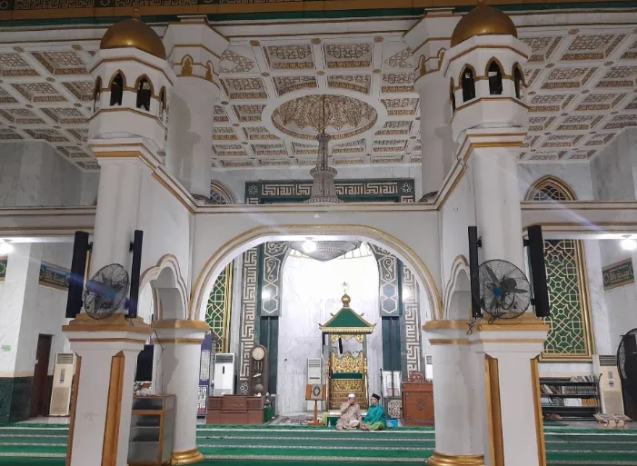 Masjid Raya Senapelan Jejak Kesultanan Siak di Jantung Pekanbaru yang Tergerus Modernisasi