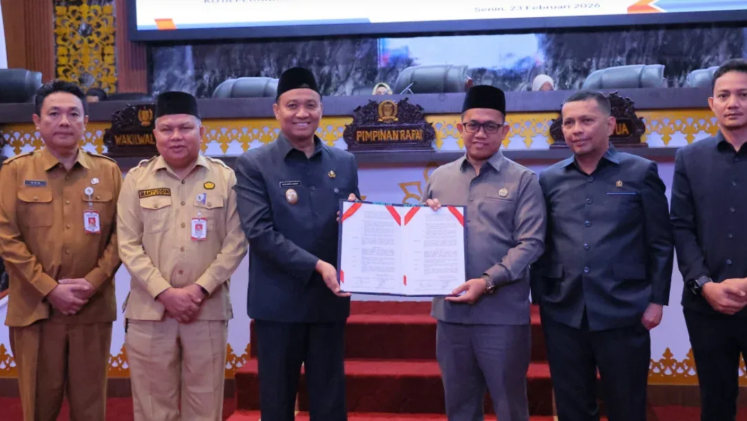 Paripurna DPRD Pekanbaru Bahas Ranperda Investasi dan APBD 2026