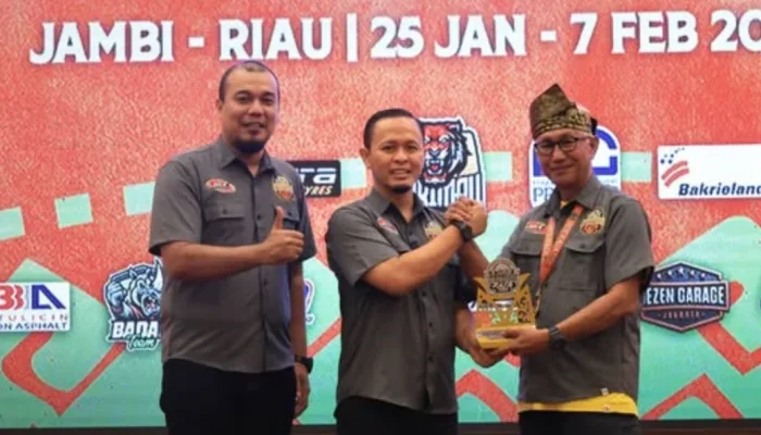 Penutupan IOX Raja, Wali Kota Pekanbaru Dorong Komunitas Jaga Lingkungan dan Solidaritas Sosial