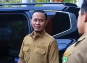 Program Rp100 Juta per RW Tetap Jalan, Wali Kota Pekanbaru Tegaskan Pemerataan Pembangunan