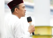 Ramadan 1447 H, Bupati Siak Subuh Berjamaah Bersama UAS di Masjid Al Fatah