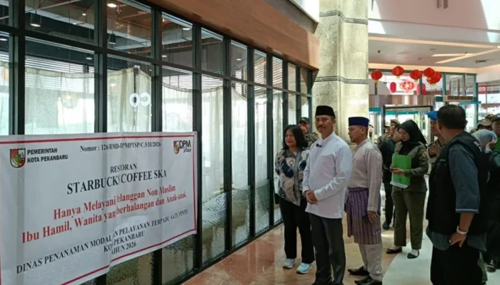 Satpol PP Razia Restoran Buka Siang Ramadan di Pekanbaru