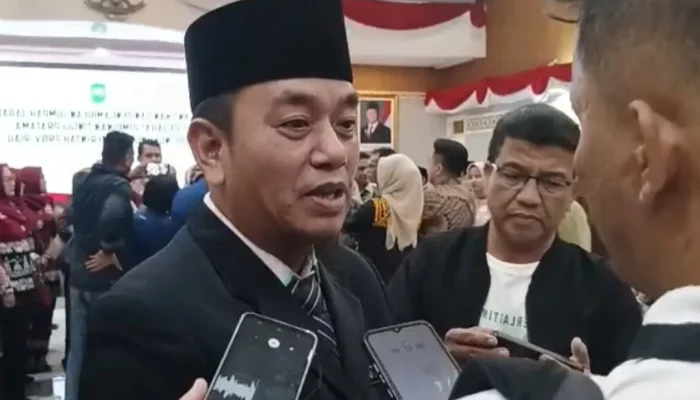 Sekwan DPRD Riau Tegaskan Pembenahan Total, Pegawai Diingatkan Tak Ulangi Kasus Hukum