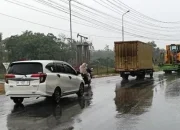 Tumpahan CPO Ubah Lintas Duri-Pekanbaru Jadi Jalur Licin Berbahaya