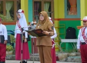 Bupati Siak Kembali ke Sekolah Lama, Soroti Semangat Belajar dan Pendidikan Karakter Siswa