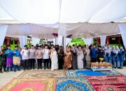 Bupati Bengkalis dan Dewi Juliani Salurkan Sembako & Pompa Air di Pinggir