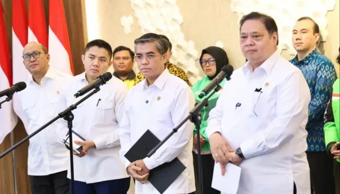 Menaker Tegaskan THR 2026 Wajib Dibayar Penuh, Dilarang Dicicil