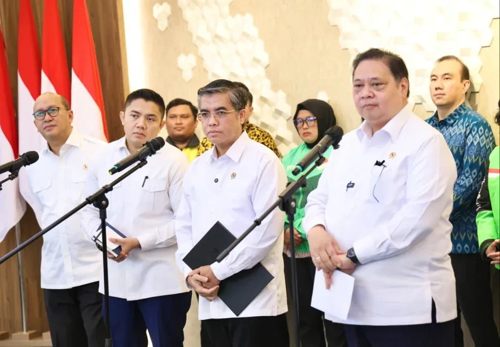 Menaker Tegaskan THR 2026 Wajib Dibayar Penuh, Dilarang Dicicil