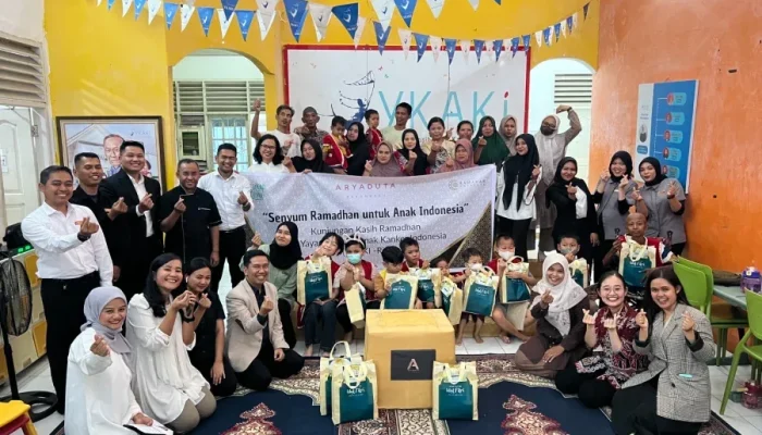 Ramadan Penuh Kepedulian, ARYADUTA Pekanbaru Berbagi Kebahagiaan Bersama Anak Penderita Kanker
