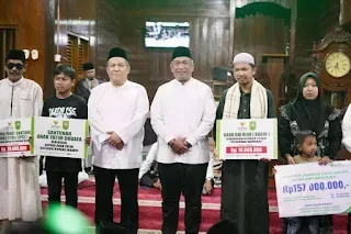 Safari Ramadan di Kunto Darussalam, Plt Gubernur Riau Janji Perbaiki Jalan Provinsi Sebelum Lebaran