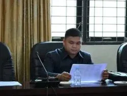 Dewan Perwakilan Rakyat Daerah (DPRD) Kabupaten Rokan Hulu bersama Tim Anggaran Pemerintah Daerah (TAPD) menggelar Rapat Dengar Pendapat (RDP), Selasa (20/01/2026). TN/Melva 